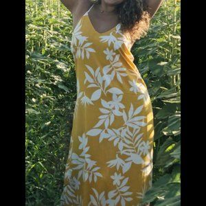 Old Navy Mustard Yellow Floral Hawaiian Print Midi/Maxi Dress- Size M